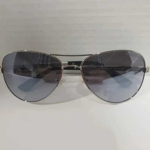 Guess by Marciano Womans GM754 Aviator Sunglasses with Case. - Picture 4 of 13